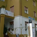 מלון Moderna פארמה